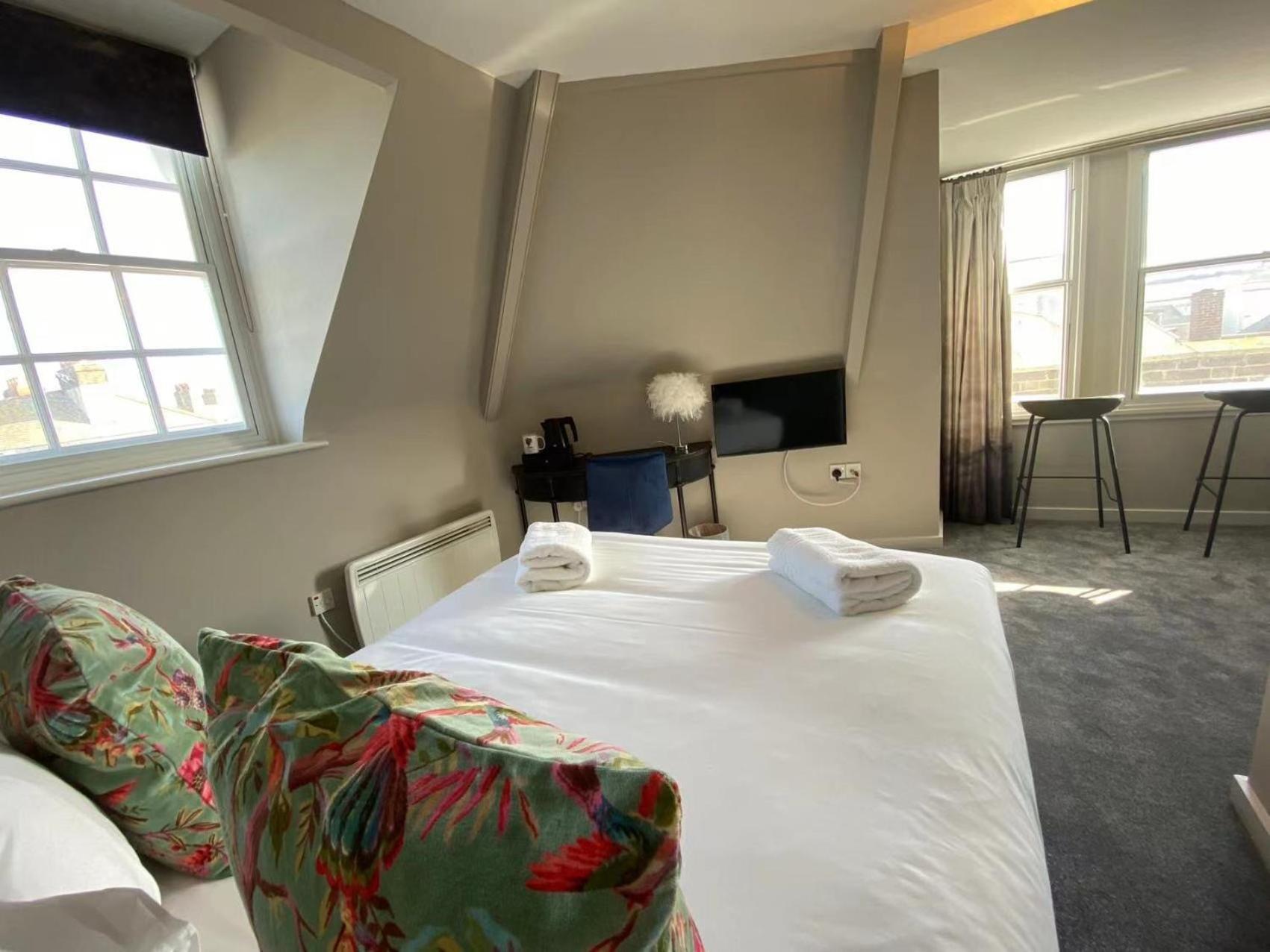 Chapter 1 Hotels เวย์มัธ ห้อง รูปภาพ