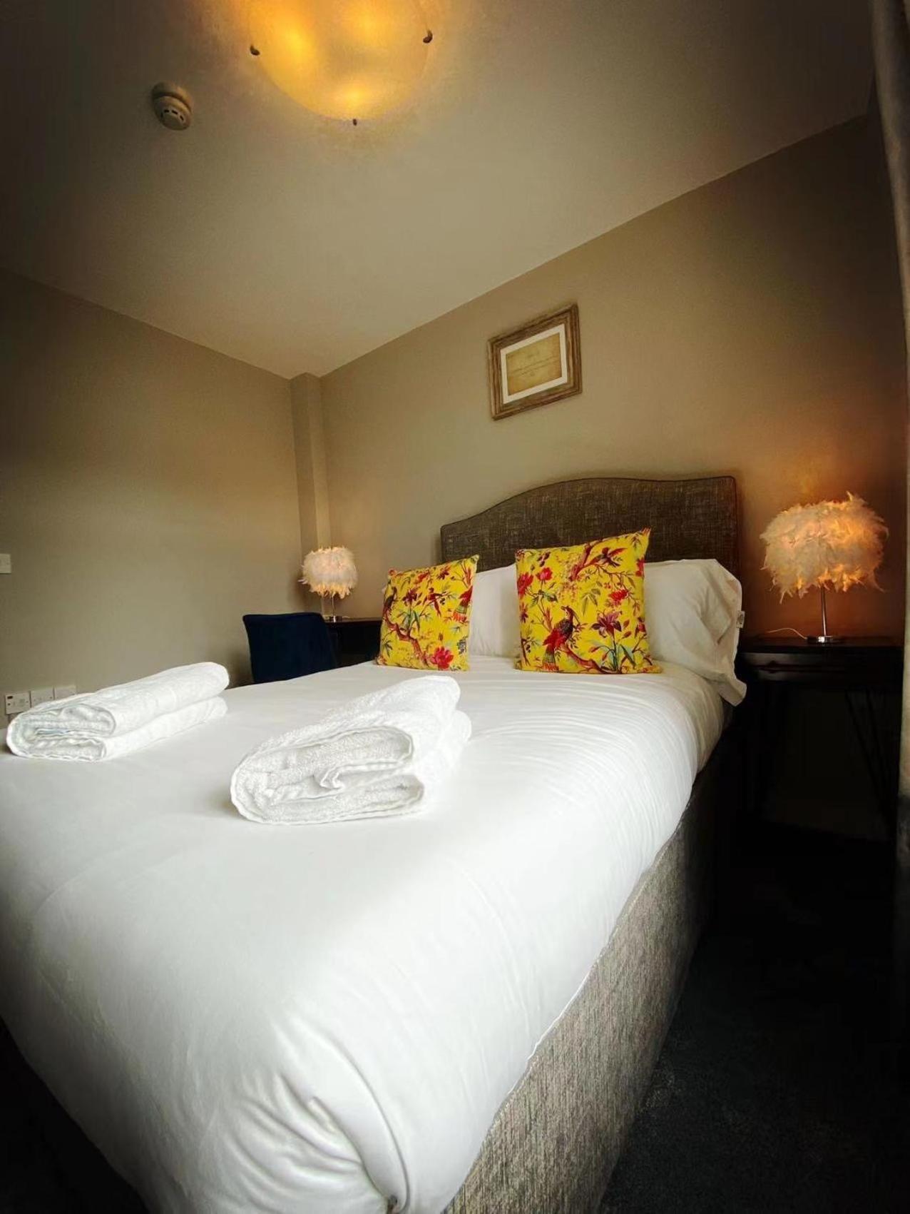 Chapter 1 Hotels เวย์มัธ ภายนอก รูปภาพ